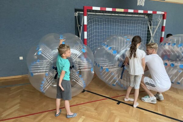 Bubble_Soccer_04