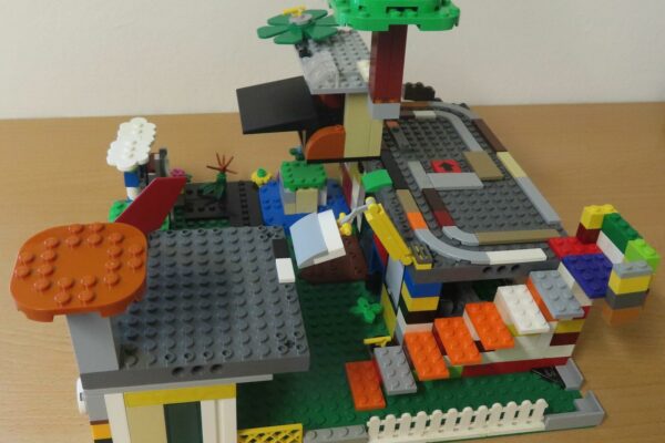 Legobauwerk2